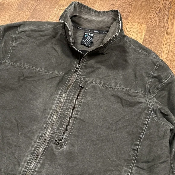 Sold - Picture 4 of 12